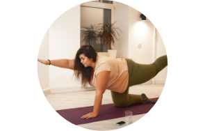 mujer haciendo ejercicio
